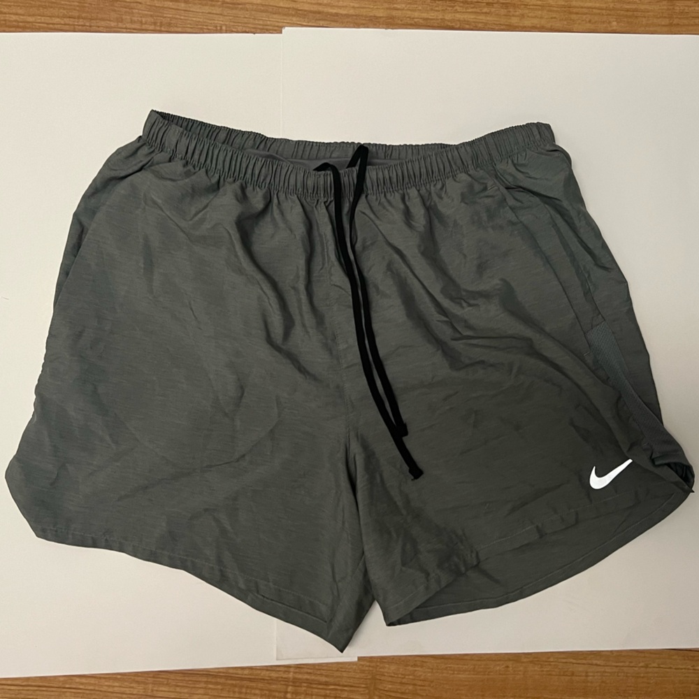 Nike Men's Challenger 7" Running Shorts Size L